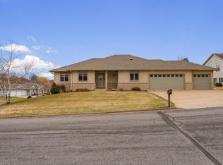 1846 Tahoe Pl, Onalaska, WI 54650
