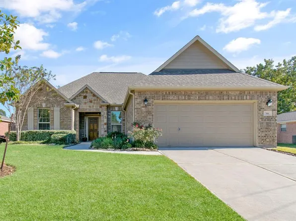 7091 Pleasure Lake Dr, Willis, TX 77318