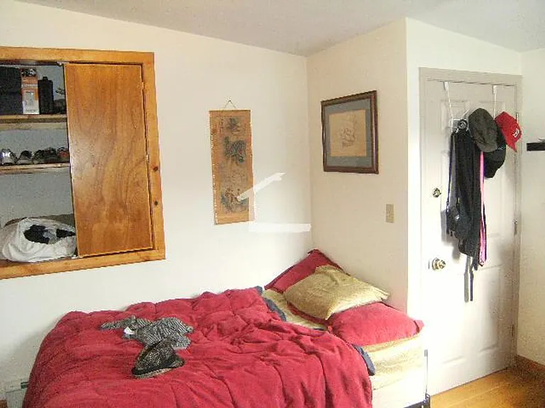 547 Washington St #2 — Photo 7