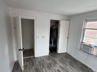 932 Adee Ave, Bronx, NY 10469
