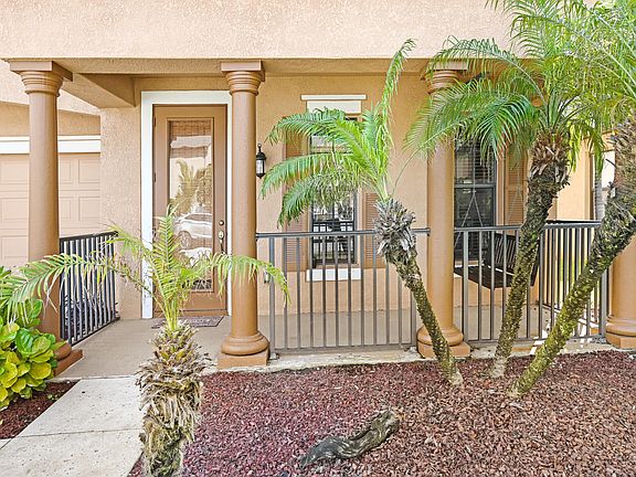 3rd image of 2922 Glenridge Cir