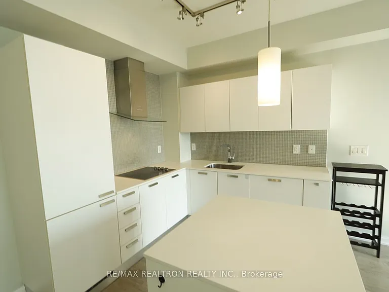 11 Bogert Ave #2304 — Photo 8