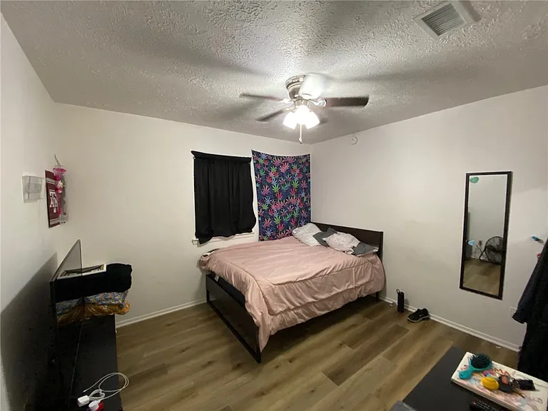 3316 Normand Dr — Photo 5