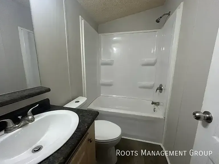 272 Emerson Bypass Rd #C22 — Photo 8