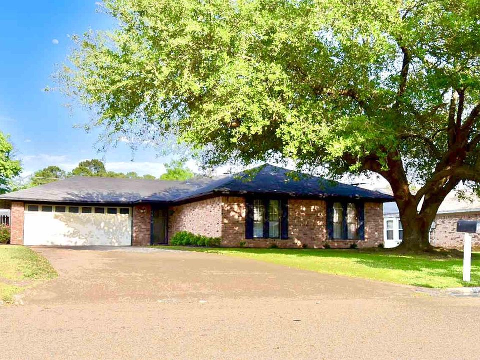 1st image of 4904 Fernwood Dr