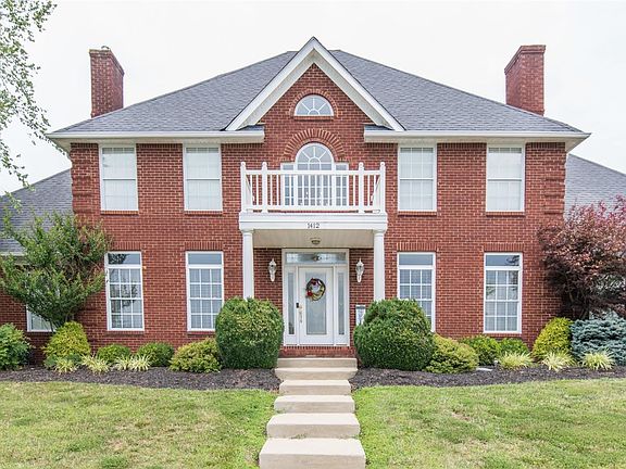 2nd image of 1412 Clubhouse Ln