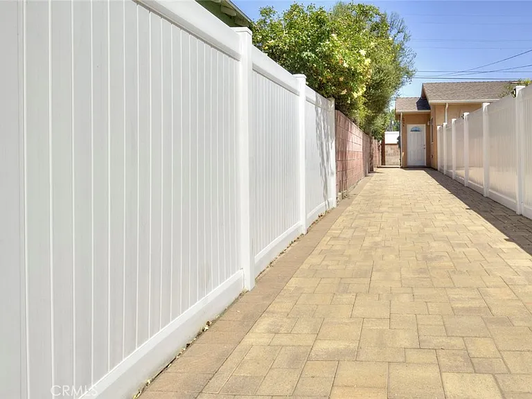 6954 Jellico Ave — Photo 4