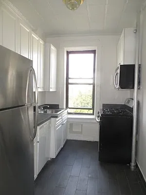 Rented by HFF Realty LLC | media 25