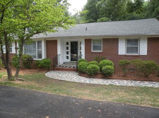 707 Spring Ln, Sanford, NC 27330