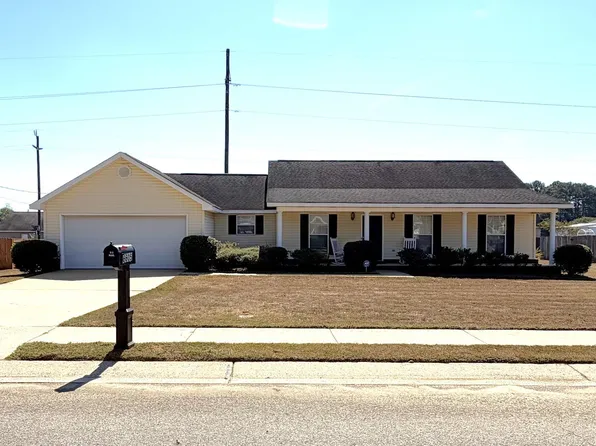 6605 Hibiscus Ln, Northport, AL 35473