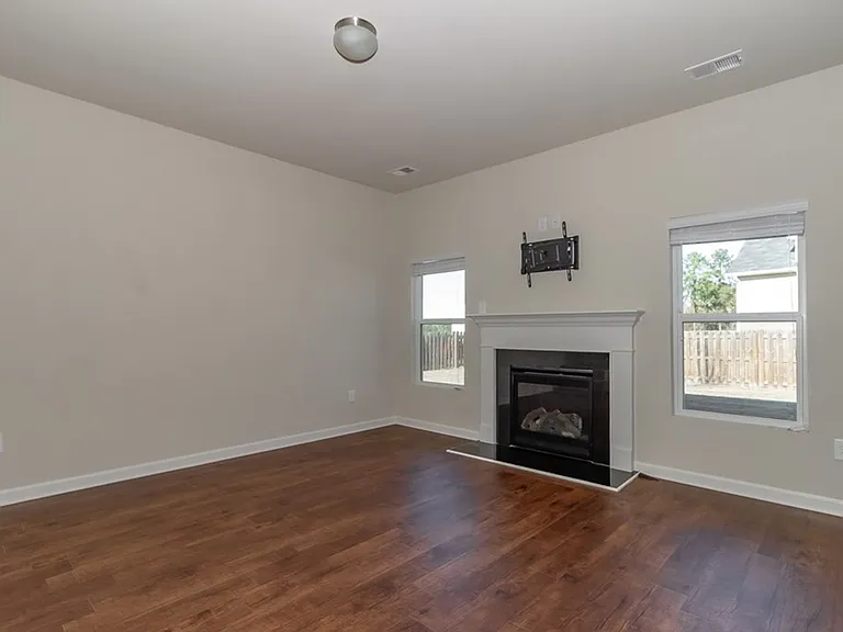 4702 Southwind Rd — Photo 7