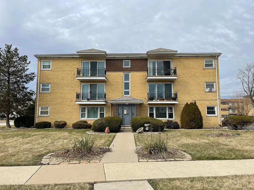 5100 W 79th Pl #1N