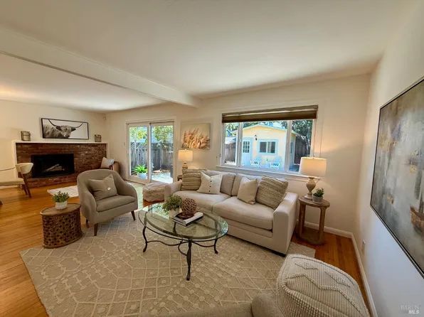 169 Deepstone Drive, San Rafael, CA 94903