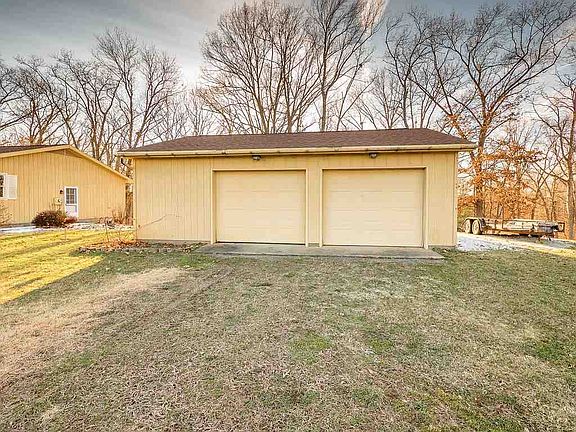 4th image of 1568 Country Homes Dr