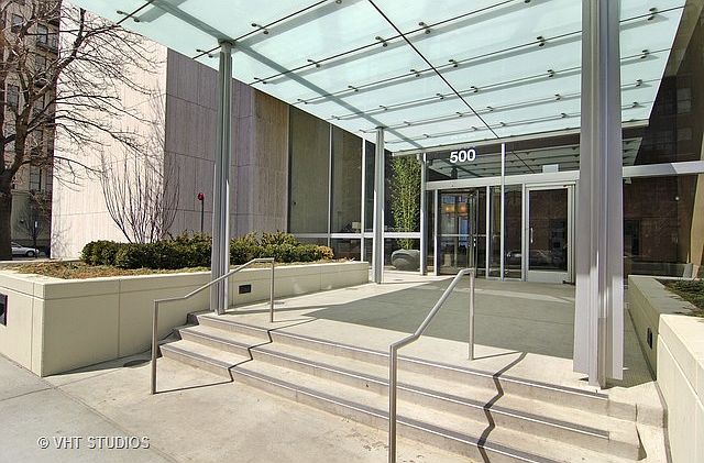1st image of 500 W Superior Ave #802