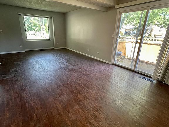 4th image of 13901 Falkirk Cir #1