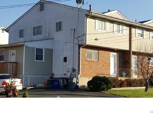 3 Sneden Ct, Spring Valley, NY 10977