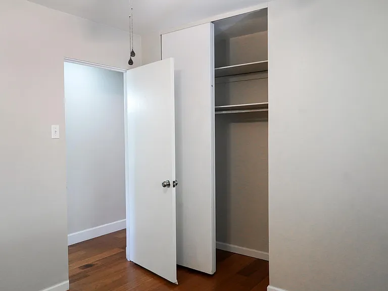 440 Normandy Rd — Photo 8