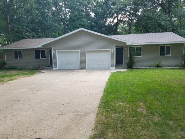 15046 Bignell Dr, Grand Haven, MI 49417