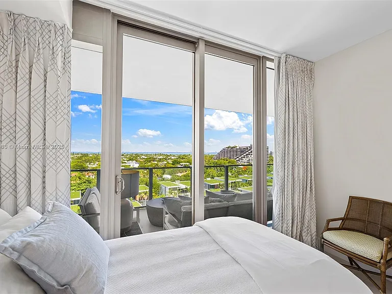 360 Ocean Dr #905S — Photo 18