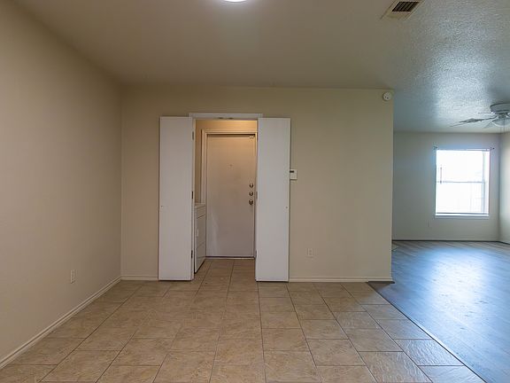 4th image of 2804A Alma Dr