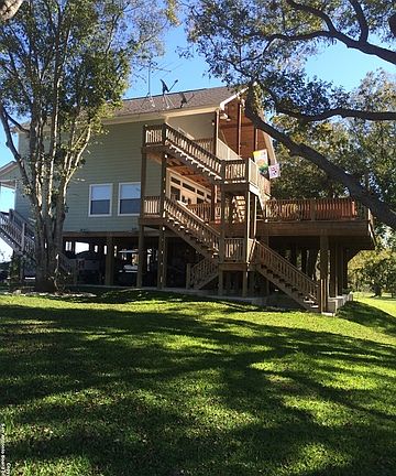 4th image of 1300 Darst Creek Ln