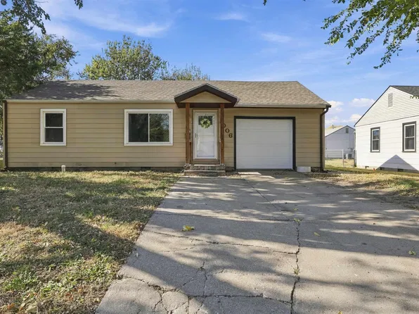 1006 Northwest Ave, Junction City, KS 66441
