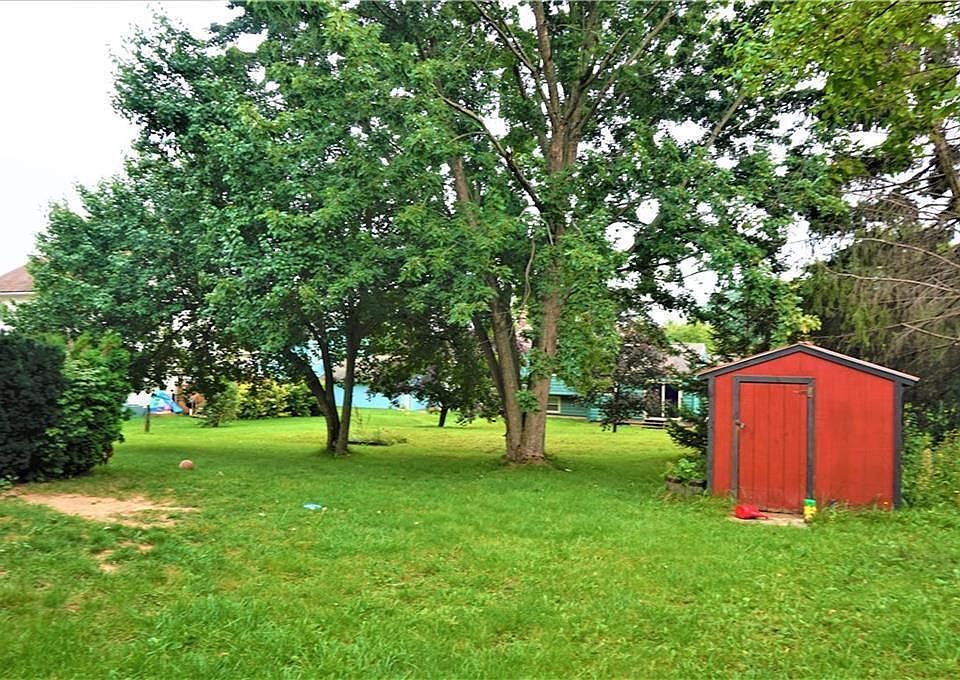 2nd image of 349 Countess Dr