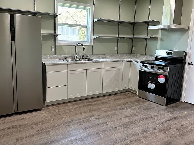 Large eat in Kitchen
