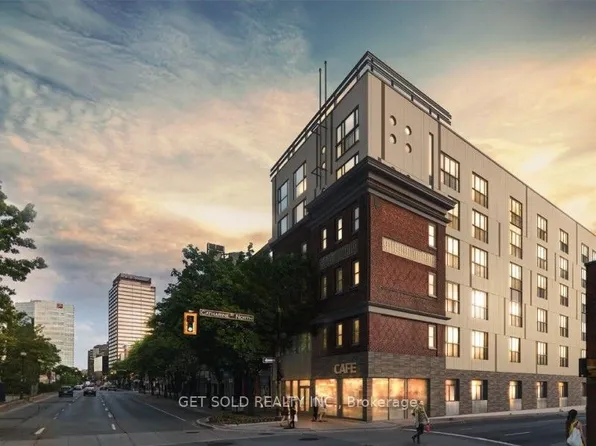 121 King St E #203, Hamilton, ON L8N 1A9