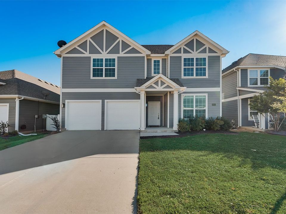 1st image of 9052 Fair Oaks Dr