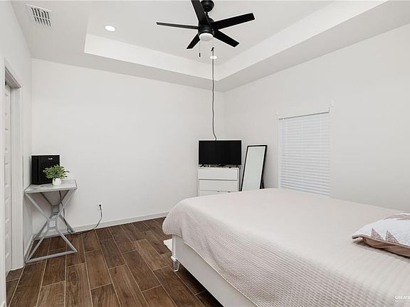 5th image of 1107 E San Pedro St