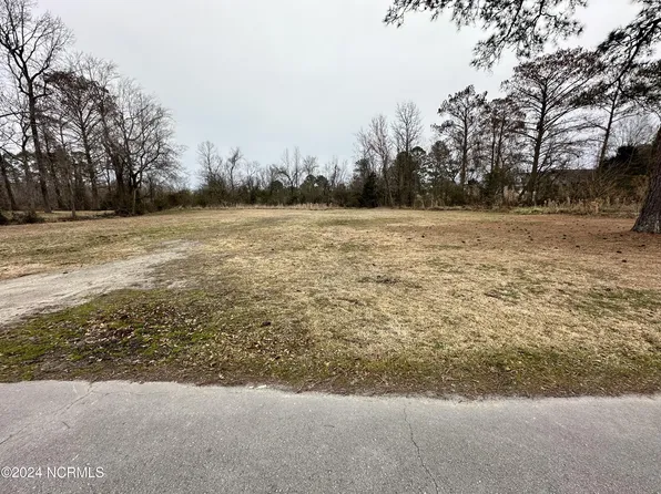 2104 S Carolina Avenue, New Bern, NC 28560