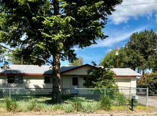 1085 NE Wilshire Dr, Prineville, OR 97754