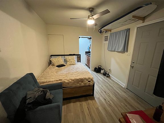 2nd image of 2321 Grand Ave #1/2