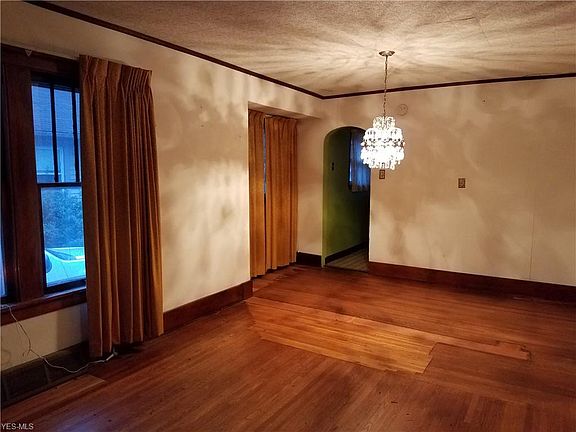 5th image of 786 Kenmore Ave SE