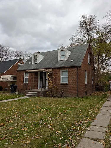 12084 Vaughan St Photo 1