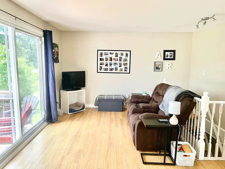 2 Cynthia St — Photo 18