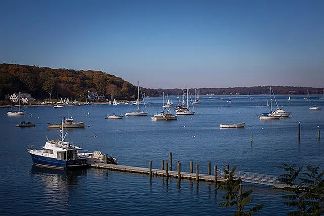 Fairfield Northport Harbor — Photo 12