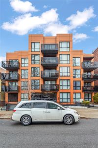 43-12 214 Place #4B, Bayside, NY, 11361