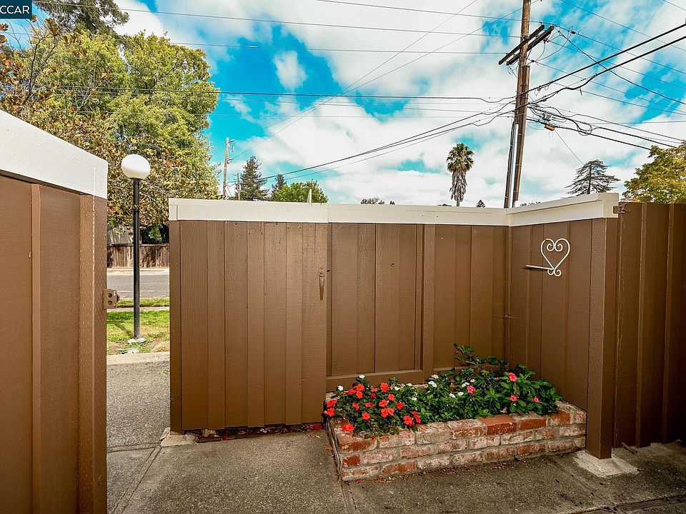 1st image of 1218 Hookston Rd