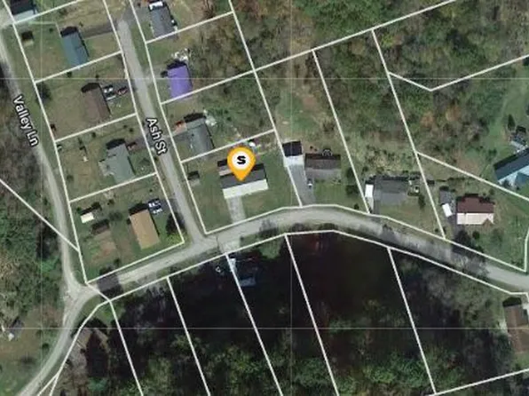 288 Country Oaks Dr, Honaker, VA 24260