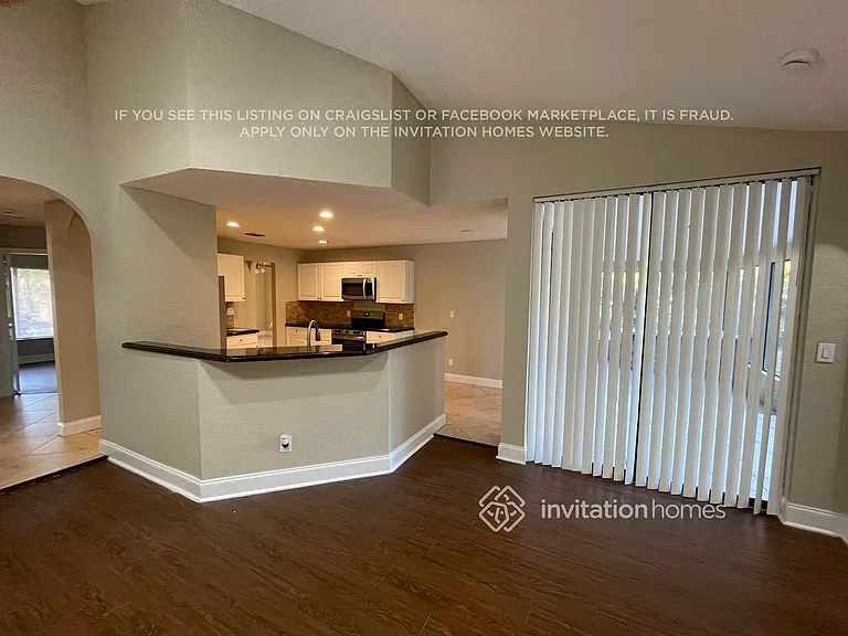 3261 NW 108th Dr — Photo 3