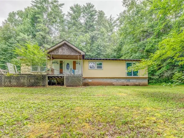 10610 Chatsworth Hwy, Ellijay, GA 30540