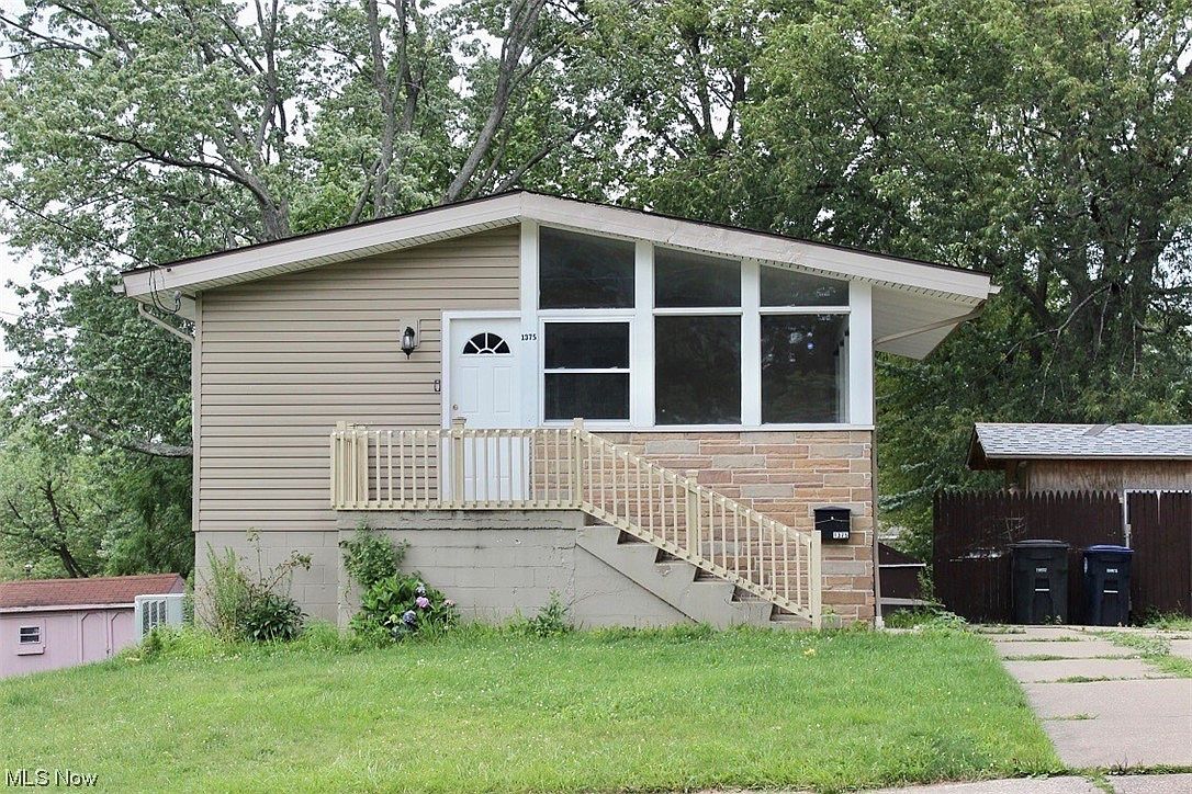 1375 Alphada Ave, Akron, OH 44310 Zillow