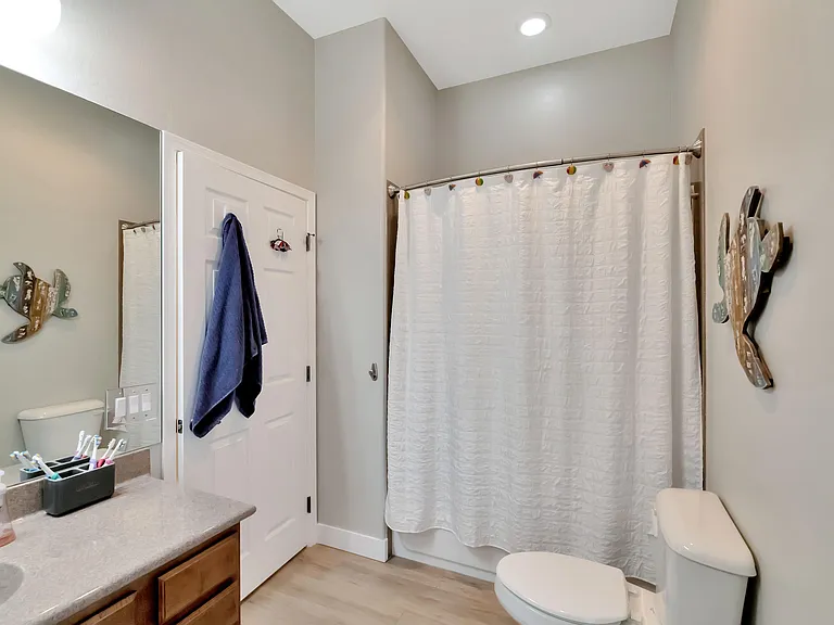 10226 E Laguna Azul Ave — Photo 33