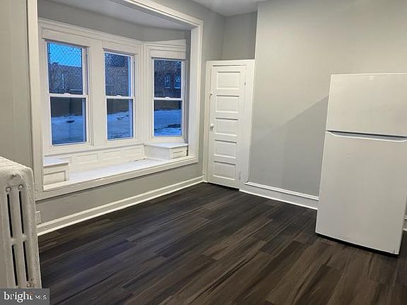 5th image of 6718 N Broad St #1
