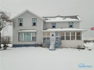 2430 Raab Rd, Swanton, OH 43558