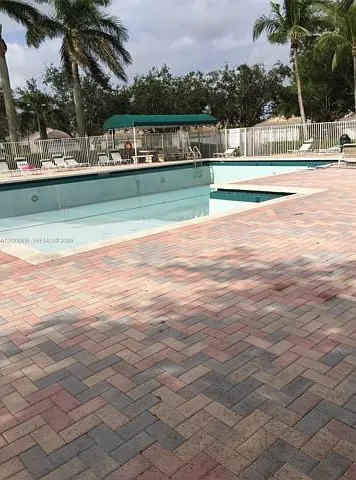 1804 Salerno Cir — Photo 9