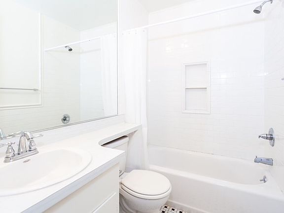3rd image of 6617 Orange St #101